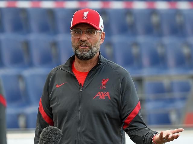 媒体评男童进女更衣室引冲突   媒体评男童进女更衣室引冲突