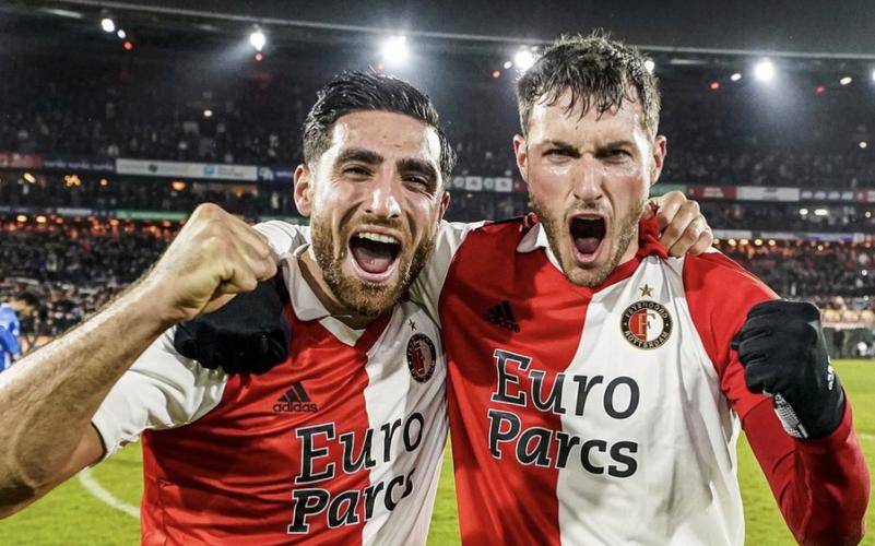 荷甲费耶诺德中断   荷甲费耶诺德中断