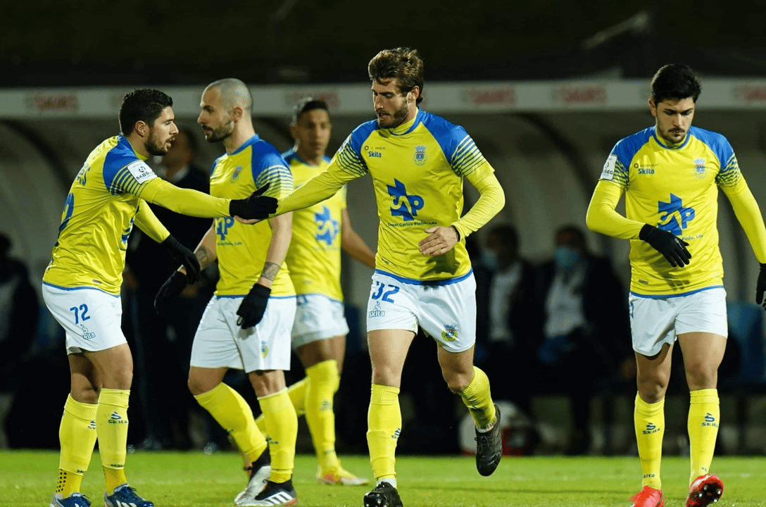 关于葡超国际比赛日再迎强敌；休斯敦火箭再遭质疑；主帅态度：态度坚定；身体对抗强度拉满的信息