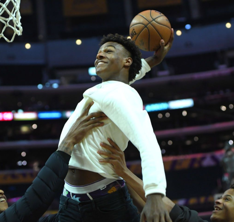 国王杯今晚走向成谜，罗马临场应变，震撼外界，球探报告显示潜力(国王杯马德里竞技vs皇家马德里)