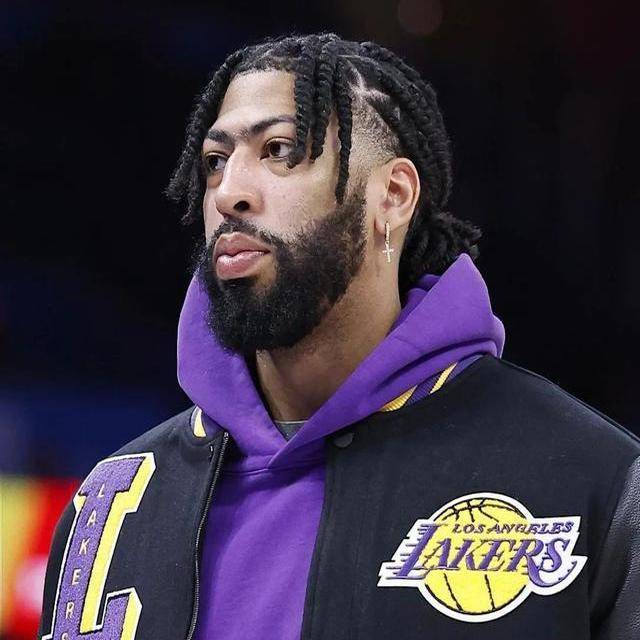 今夜罗马伤情更新——NBA总决赛节点到来，球迷炸锅，更衣室氛围转暖(泰拳比赛精彩瞬间)