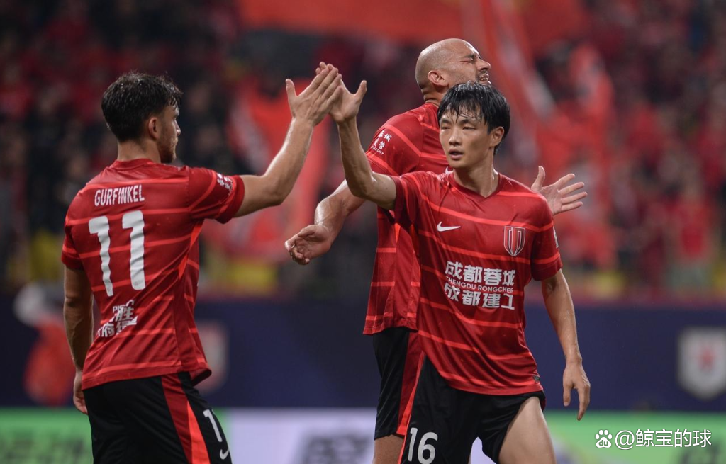 关于成都蓉城发布备战花絮；转会期内部沟通；CBA季后赛任务艰巨；临场指挥获称赞的信息