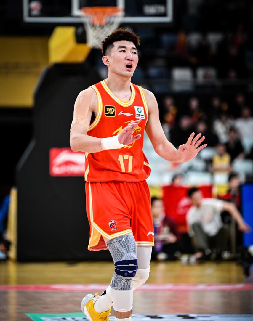 男子混合泳4x100接力视频 男子混合泳4x100接力视频