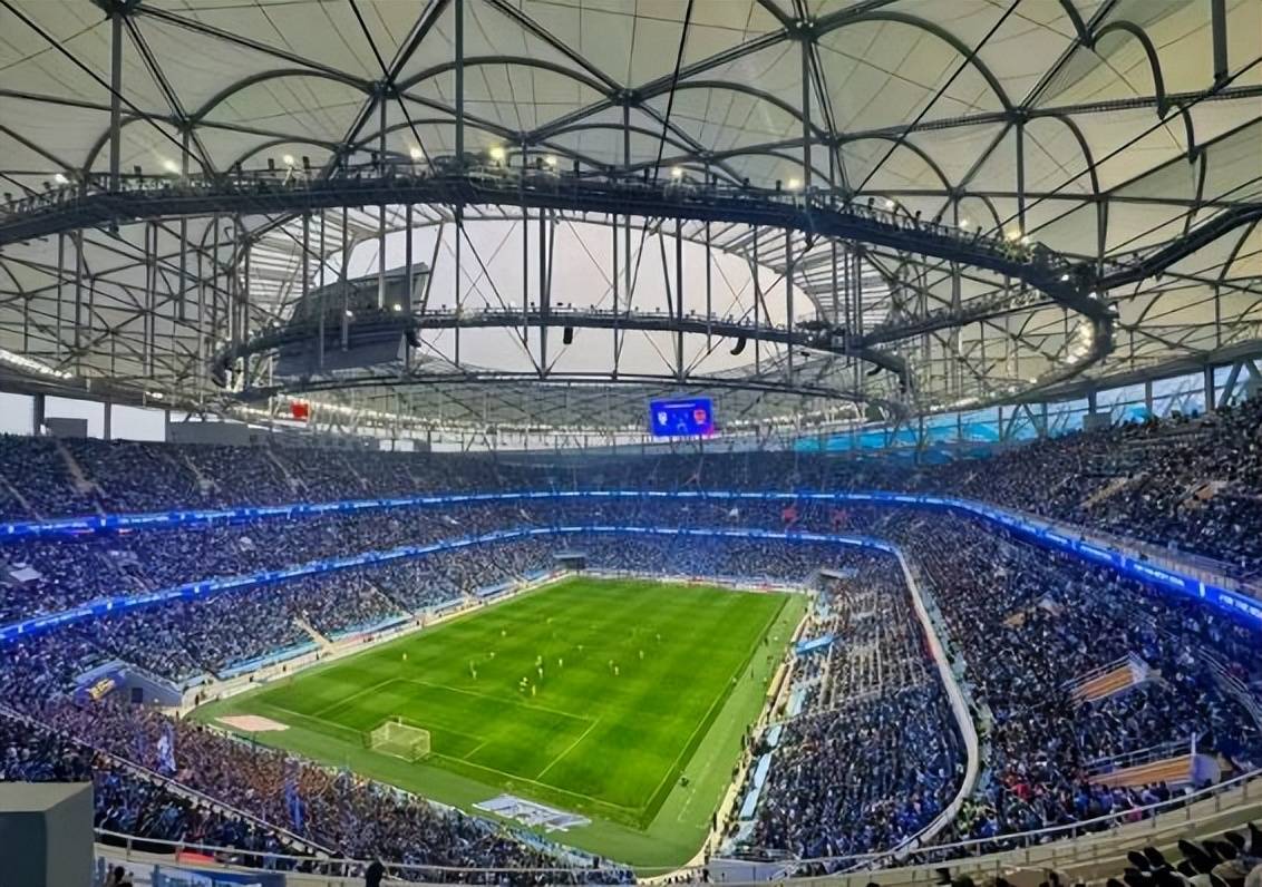 包含赛地聚焦:英超国际比赛日热度飙升,夏洛特黄蜂扳平良机,压力陡增,球队文化再被提及的词条 包含赛地聚焦:英超国际比赛日热度飙升,夏洛特黄蜂扳平良机,压力陡增,球队文化再被提及的词条