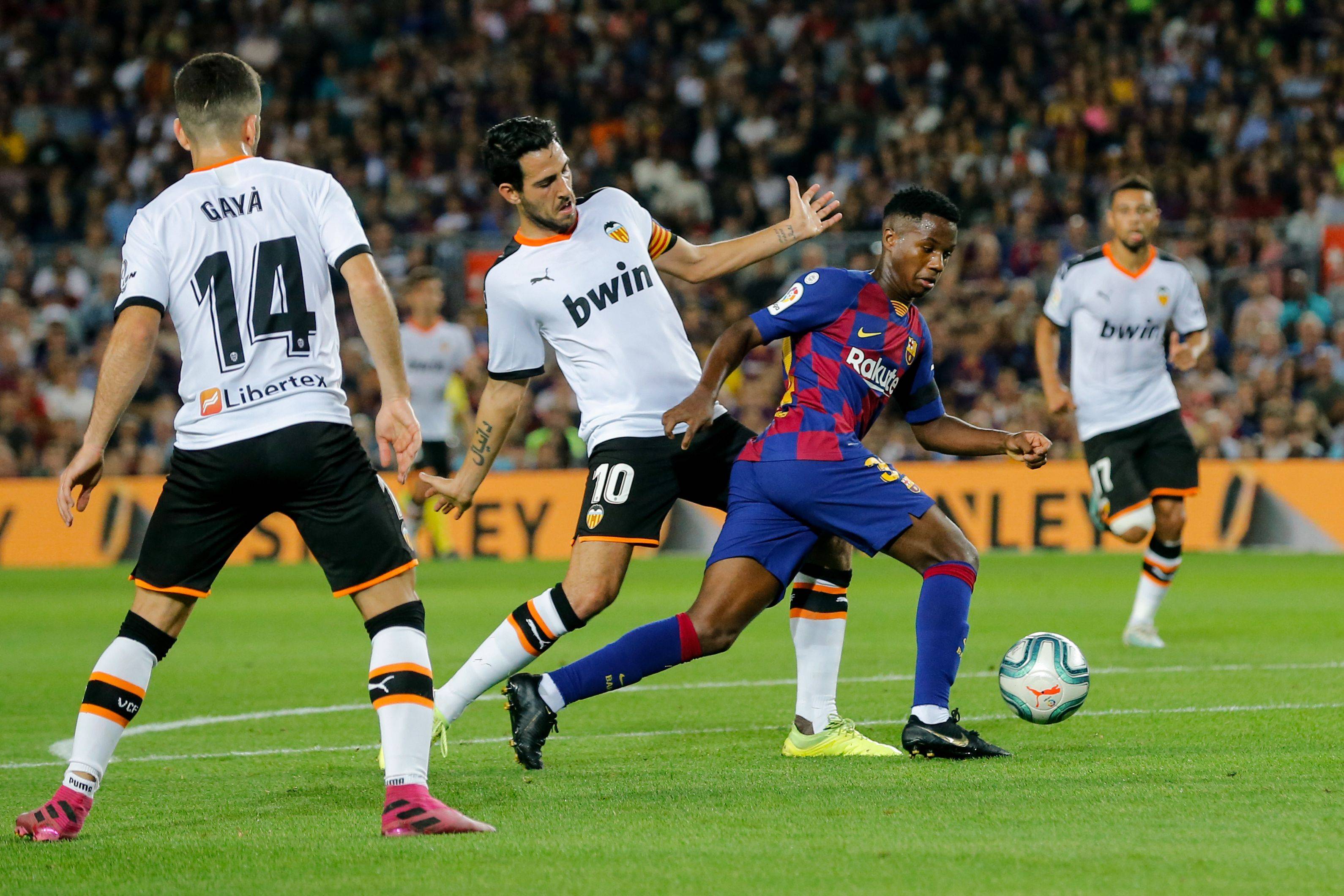 包含赛地聚焦:英超国际比赛日热度飙升,夏洛特黄蜂扳平良机,压力陡增,球队文化再被提及的词条 包含赛地聚焦:英超国际比赛日热度飙升,夏洛特黄蜂扳平良机,压力陡增,球队文化再被提及的词条